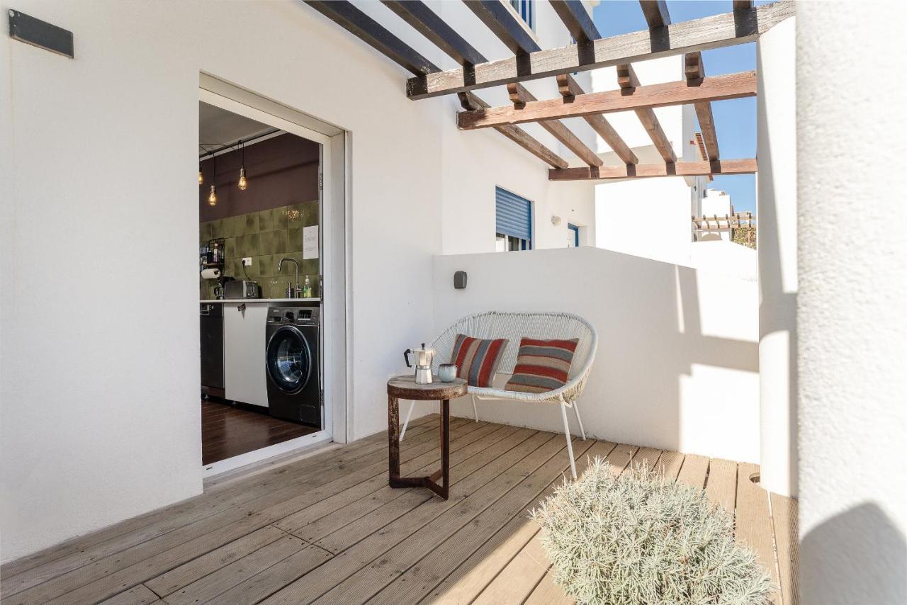 Beach House Clerigo - 2 Unique Apartments Aljezur Esterno foto
