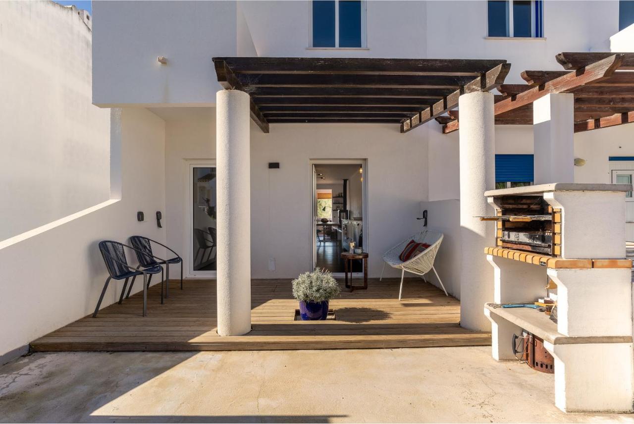 Beach House Clerigo - 2 Unique Apartments Aljezur Esterno foto