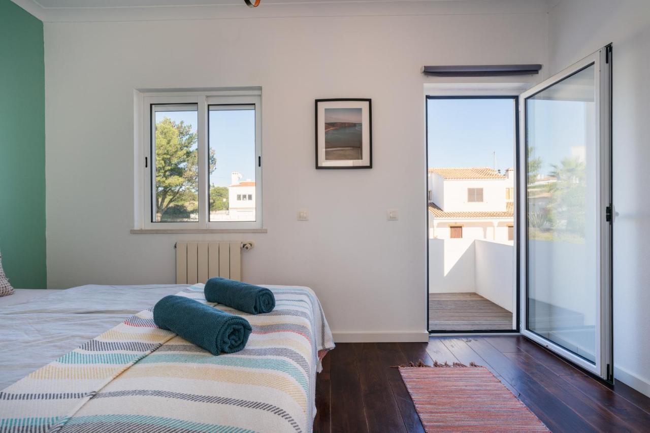 Beach House Clerigo - 2 Unique Apartments Aljezur Esterno foto