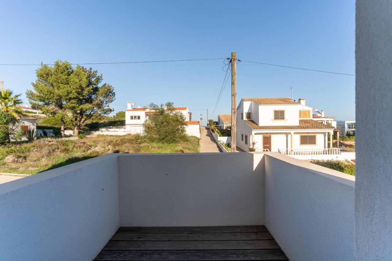 Beach House Clerigo - 2 Unique Apartments Aljezur Esterno foto